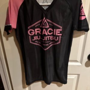 Women’s rash guard